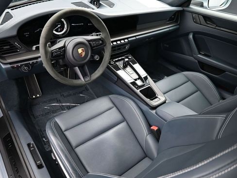 Used 2022 Porsche 911 Carrera 4 GTS image 4