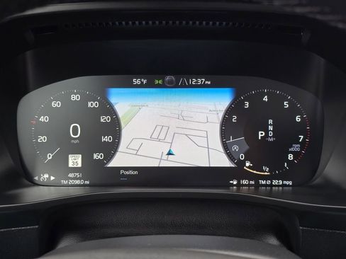 Used 2022 Volvo XC40 T5 R-Design w/ Advanced Package AWD/4WD image 21