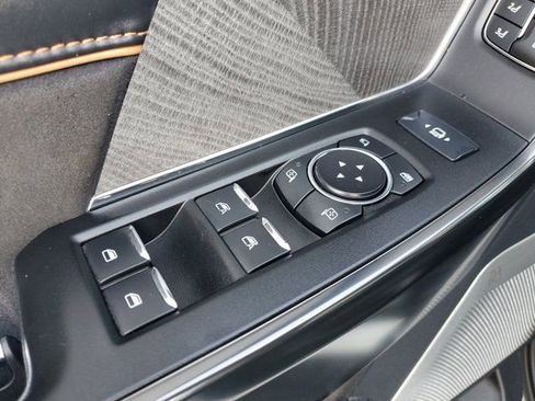 Used 2024 Ford F250 Platinum image 19