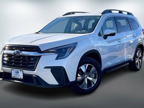 Used 2023 Subaru Ascent Premium w/ Convenience Package image 3