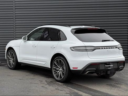 New 2026 Porsche Macan image 3