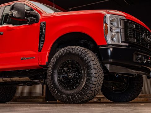 Used 2025 Ford F250 XL w/ 360-Degree Camera Package image 12