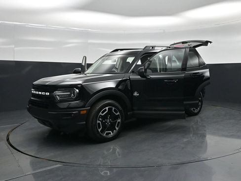 Used 2023 Ford Bronco Sport Outer Banks w/ Tech Package AWD/4WD image 27