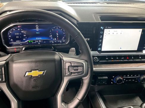 Used 2024 Chevrolet Silverado 1500 LTZ w/ LTZ Premium Package AWD/4WD image 18
