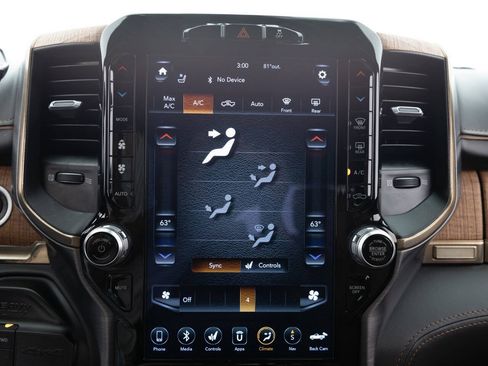 Used 2021 RAM 2500 Limited AWD/4WD image 37