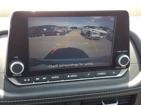 Certified 2023 Nissan Rogue SV AWD/4WD image 19
