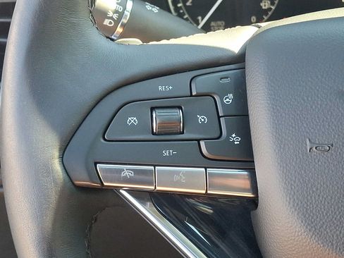 Used 2023 Cadillac XT6 Premium Luxury AWD/4WD image 22