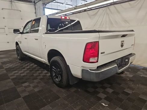 Used 2019 RAM 1500 Classic SLT AWD/4WD image 2