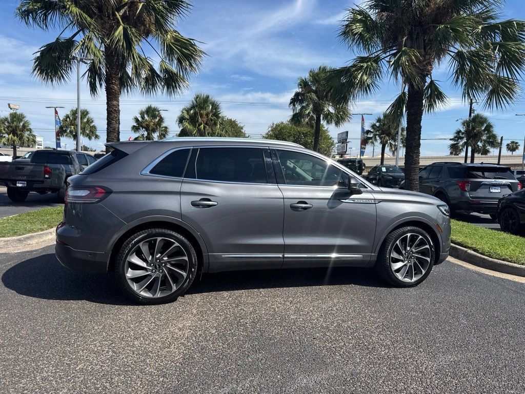 Used 2021 Lincoln Nautilus Reserve w/ Equipment Group 201A FWD image 6