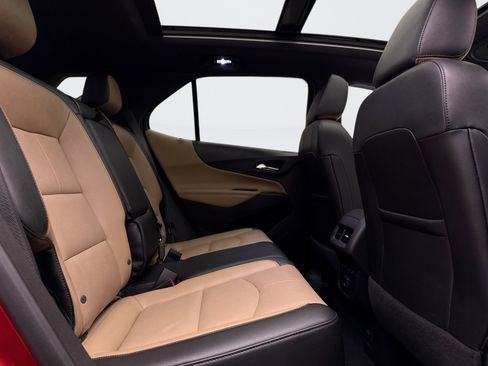 Used 2023 Chevrolet Equinox Premier image 21