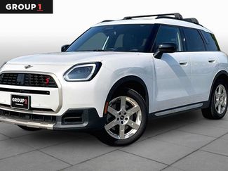 Used 2025 MINI Cooper Countryman S w/ Comfort Package Max AWD/4WD video 1