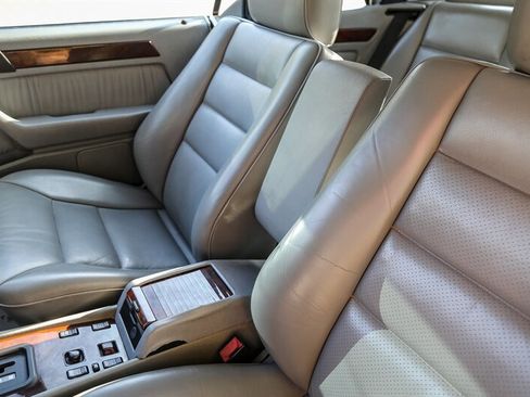 Used 1995 Mercedes-Benz E 320 Convertible image 80