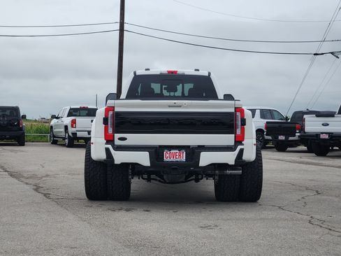 Used 2026 Ford F450 Platinum w/ FX4 Off-Road Package AWD/4WD image 6