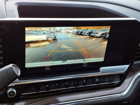 Used 2024 GMC Sierra 1500 Elevation image 22