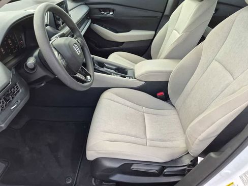 Certified 2023 Honda Accord LX image 19