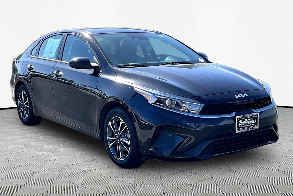 Used 2023 Kia Forte LXS FWD image 6