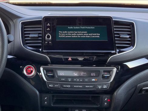 Used 2024 Honda Ridgeline Black Edition image 7