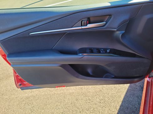 Used 2025 Toyota Camry LE image 18