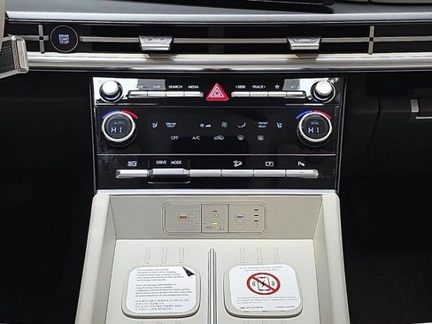 New 2026 Hyundai Santa Fe SEL FWD image 22