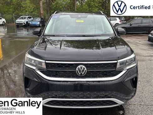 Used 2024 Volkswagen Taos SE AWD/4WD image 1