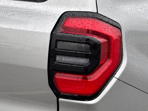 New 2026 Toyota 4Runner SR5 image 25