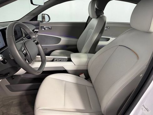 Used 2025 Hyundai Ioniq 6 SEL RWD image 23