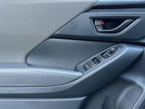 New 2025 Subaru Crosstrek 2.0i Premium image 8