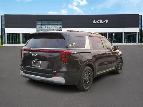 New 2026 Kia Carnival EX image 4