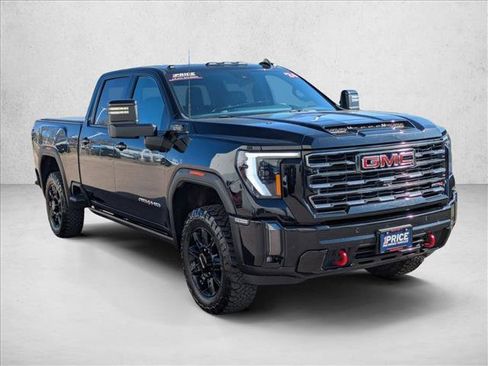 Used 2024 GMC Sierra 2500 AT4 w/ AT4 Premium Plus Package AWD/4WD image 3