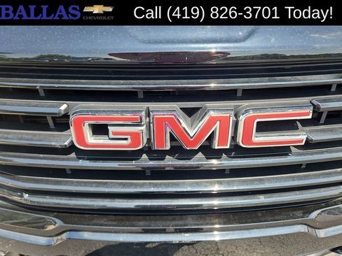 Certified 2023 GMC Terrain SLE w/ Driver Convenience Package AWD/4WD image 28