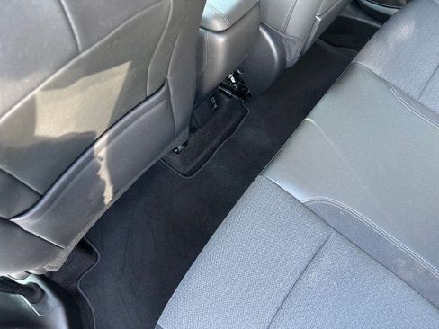 Used 2021 Buick Encore GX Preferred FWD image 34