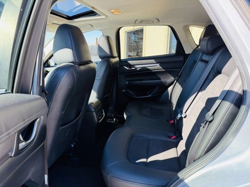 Used 2019 MAZDA CX-5 Touring image 9