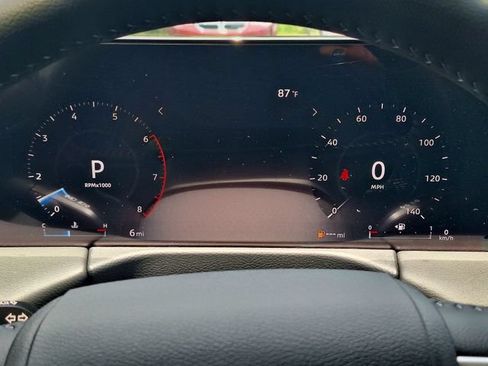 Certified 2026 Nissan Armada SV RWD image 16