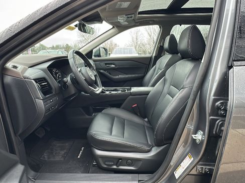 Certified 2023 Nissan Rogue SL w/ SL Premium Package image 11