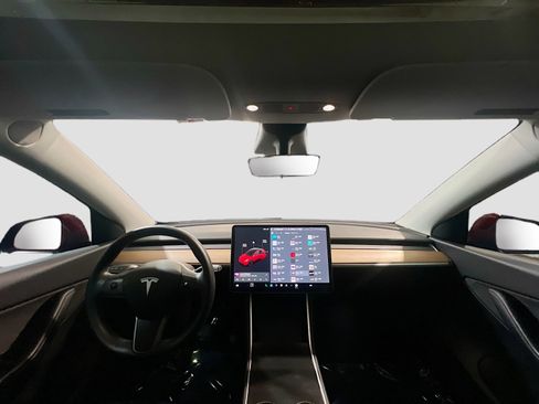 Used 2020 Tesla Model Y Long Range image 17
