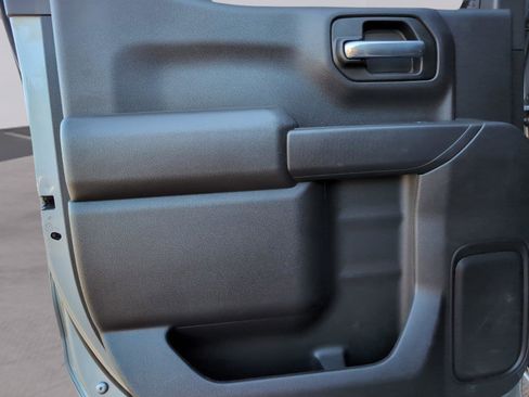 Used 2023 Chevrolet Silverado 1500 Custom Trail Boss image 33