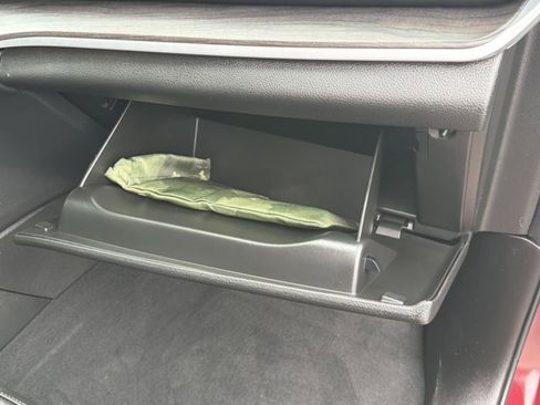 Used 2025 Jeep Grand Cherokee Limited w/ Trailer Tow Package image 35