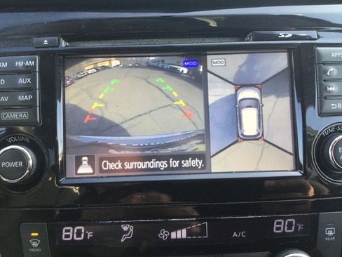 Used 2015 Nissan Rogue SV w/ SV Premium Package AWD/4WD image 30