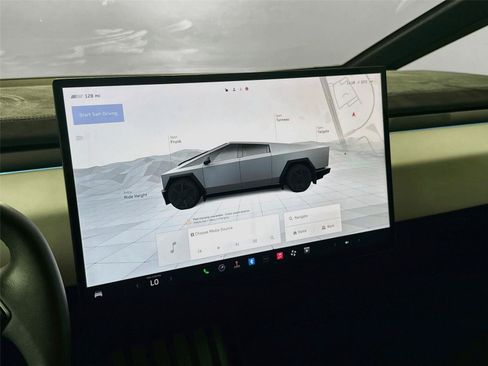Used 2024 Tesla Cybertruck Cyberbeast AWD/4WD image 16