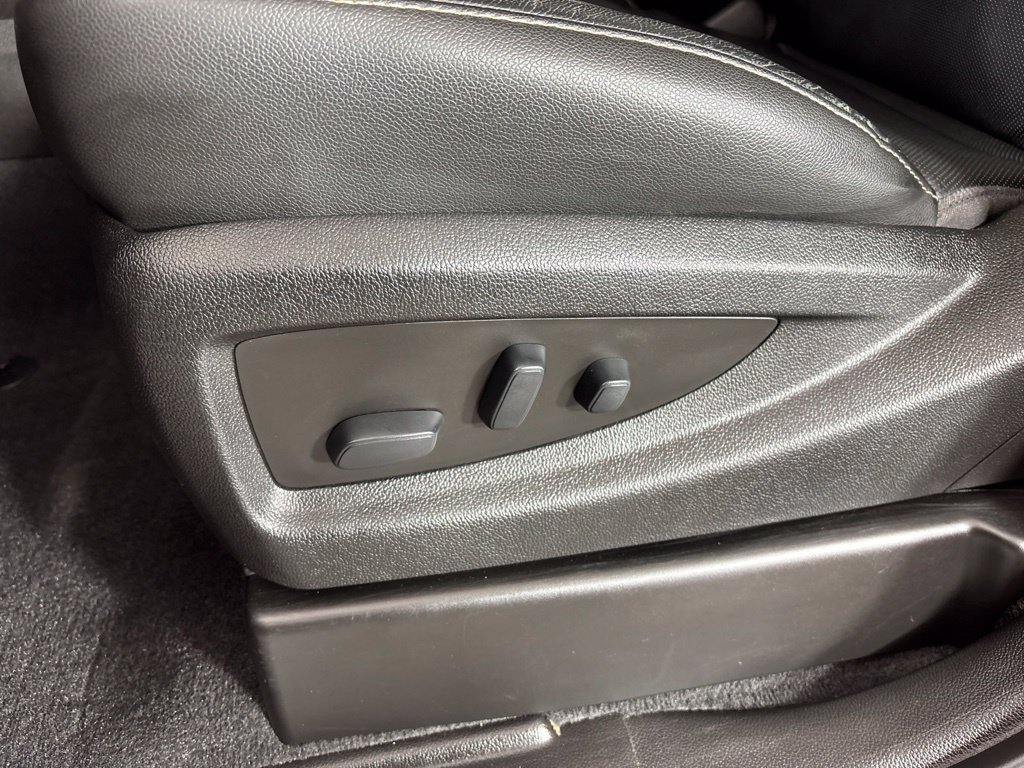 Used 2019 Chevrolet Silverado 2500 LTZ w/ Duramax Plus Package AWD/4WD image 28