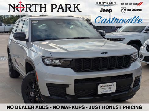 New 2025 Jeep Grand Cherokee L Altitude image 1