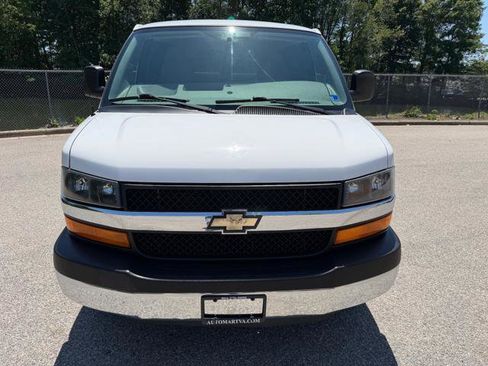 Used 2016 Chevrolet Express 3500 LT w/ LT Preferred Equipment Group RWD image 33