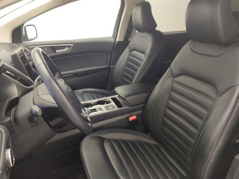 Used 2024 Ford Edge SEL image 17