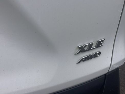 Used 2023 Toyota RAV4 XLE AWD/4WD image 16