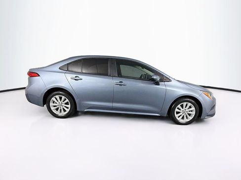Used 2024 Toyota Corolla LE w/ LE Convenience Package FWD image 11