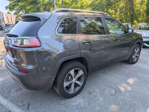 Used 2019 Jeep Cherokee Limited AWD/4WD image 3