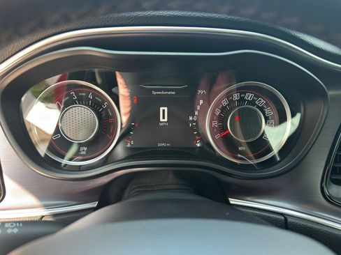 Used 2016 Dodge Challenger R/T Scat Pack RWD image 7
