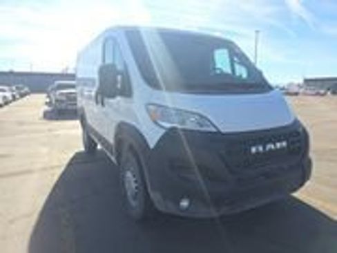 Used 2024 RAM ProMaster 1500 w/ Safety Group FWD image 3