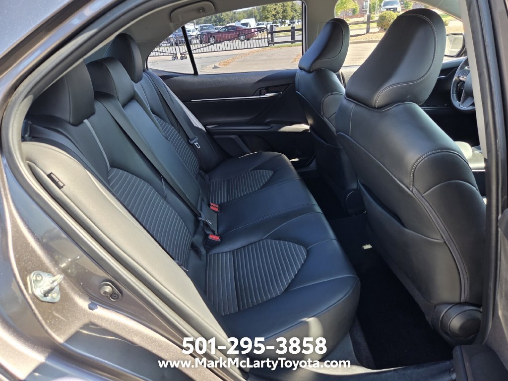 Used 2022 Toyota Camry SE FWD image 14
