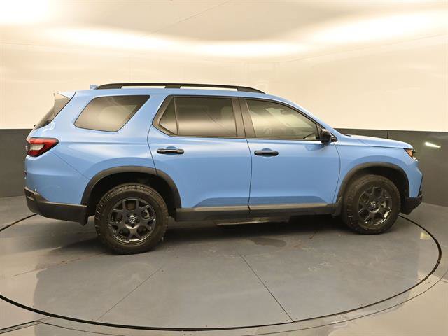 Used 2023 Honda Pilot TrailSport image 31